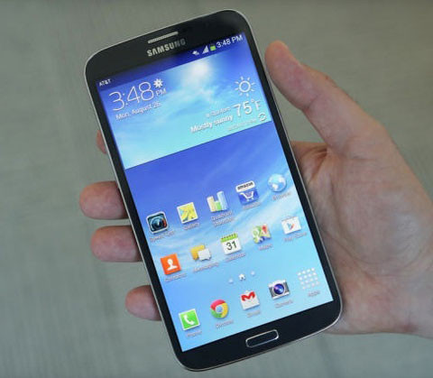 Apple sẽ sản xuất phablet? Dường như Apple nên nghĩ tới khả năng này, nếu như họ để tâm tới những con số điều tra mới đây mà công ty IDC thu thập được. Theo đó, các công ty sản xuất đã bán được 25,2 triệu phablet trong quý II, so với 12,6 triệu máy tính bảng và 12,7 triệu máy tính cá nhân.