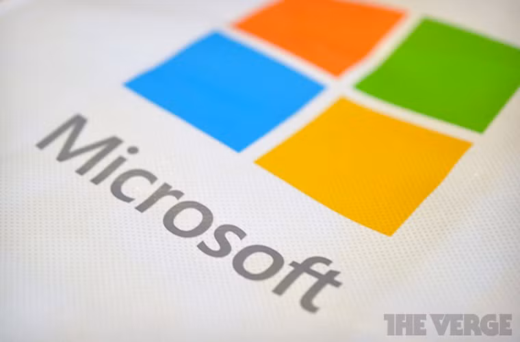 Microsoft nhận được 37.000 yêu cầu dữ liệu người dùng trong 6 tháng đầu năm 2013. Đây là con số được đưa ra trong bản báo cáo yêu cầu thực thi pháp luật. Những yêu cầu này bao trùm trong tất cả dịch vụ, ứng dụng của Microsoft, trong đó bao gồm cả Skype.