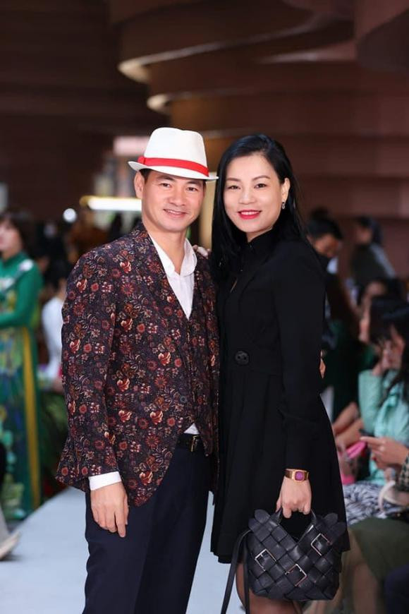 Vợ Xuân Bắc mắng thẳng mặt dân mạng khi bình luận chê chồng - Hình 3 Vo Xuan Bac mang thang mat dan mang khi binh luan che chong-Hinh-3