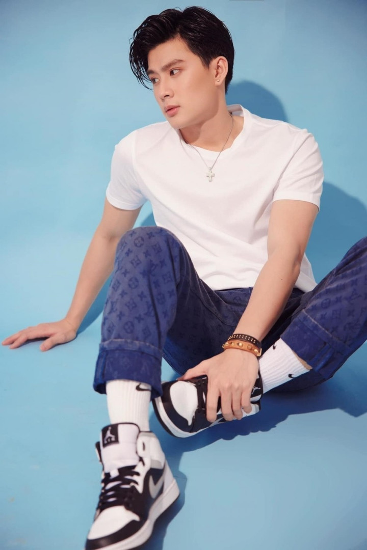 Hoang Trung tiet lo canh nong voi Phuong Anh Dao phai quay… 81 lan-Hinh-4