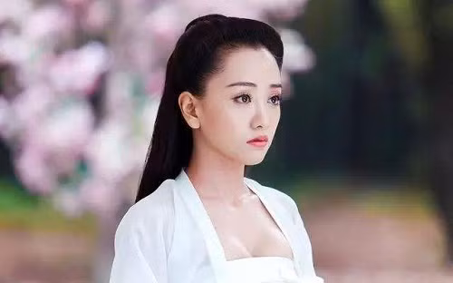 Nguoi nhu nhuoc nhat Tam Quoc, vo dep bi Tao Thao chiem doat la ai?