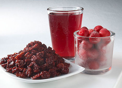 Những thành phẩm từ trái anh đào luôn hấp dẫn người tiêu dùng.