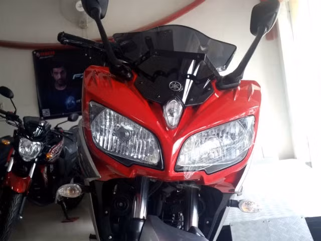 Hiệu quả của việc phun nhiên liệu: Yamaha tuyên bố chiếc xe tích hợp công nghệ Blue Core mới làm tăng khả năng tiết kiệm nhiên liệu. Theo nhà sản xuất, mẫu xe côn tay mới của họ tiết kiệm 14% nhiên liệu so với các dòng xe trước.