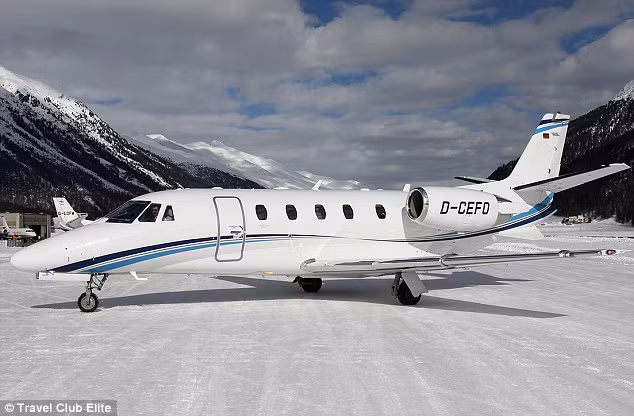 Công ty du lịch Travel Club Elite (Anh) là đơn vị cung cấp chuyến du lịch Giáng sinh đắt đỏ này. Hành trình sẽ kéo dài trong 9 ngày từ 16-24/12 với điểm xuất phát từ Anh đến Thụy Điển rồi tới Phần Lan - quê hương của ông già Noel.