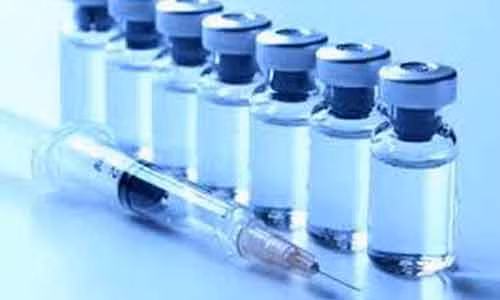 Ông Trần Đắc Phu - Cục trưởng Cục Y tế dự phòng, Bộ Y tế, cho rằng không có ảnh hưởng nguy hiểm đến sức khỏe của trẻ.