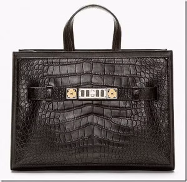4. Túi Proenza Schouler Alligator PS1 Large Tote, giá 22.000 USD. Đây là một chiếc túi xách da cá sấu đen cỡ lớn được sản xuất tại Ý. Điểm nổi bật của chiếc túi hình chữ nhật này là chiếc khóa móc mạ vàng ở giữa với thiết kế xoay ấn tượng.