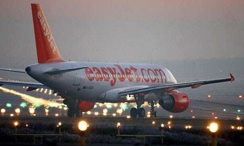 Chiếc máy bay của hãng EasyJet đã phải yêu cầu 10 hành khách xuống máy bay đi chuyến sau vì quá tải.