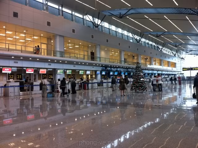 Theo lãnh đạo của sân bay Đà Nẵng, ngoài đảm bảo cơ sở vật chất và hạ tầng cho mọi chuyến bay thì việc phục vụ khách hàng với tinh thần cầu thị luôn là tiêu chí của sân bay.