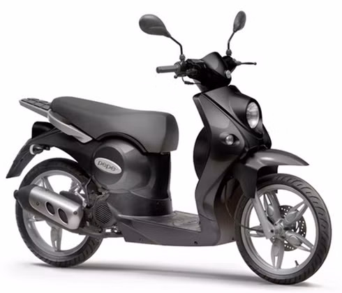 Sở hữu ngoại hình nhỏ gọn, Pepe 50 4T cũng là chiếc scooter lý tưởng dành cho những ai thường di chuyển trong nội thành.