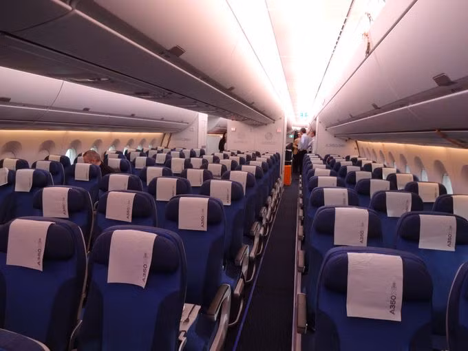 Airbus đã tiết lộ nội thất của máy bay Airbus A350 XWB tại một buổi họp báo tại cơ sở sản xuất ở Hamburg (Đức) vào hồi tháng 4.