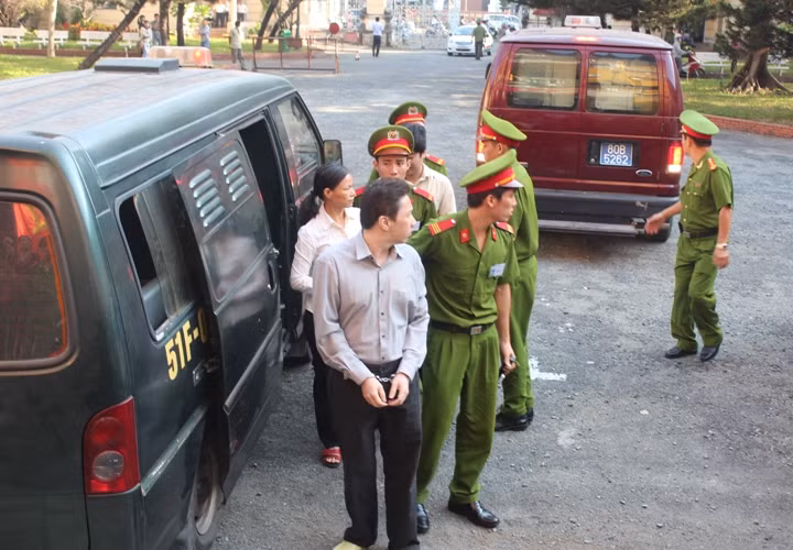 “Phu thuy” ngan hang Huynh Thi Huyen Nhu lanh an chung than-Hinh-2