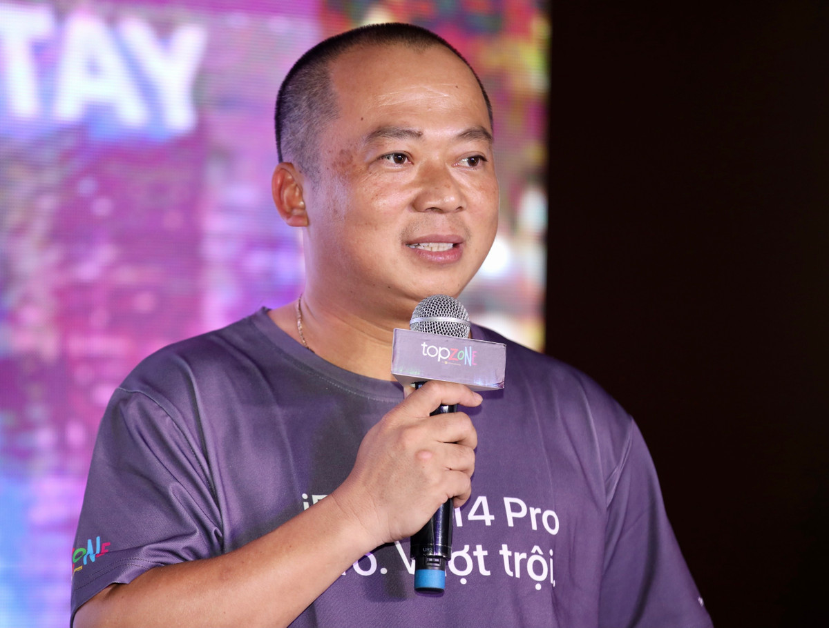 Dai ly di dong Viet Nam mac bay iPhone 14-Hinh-2