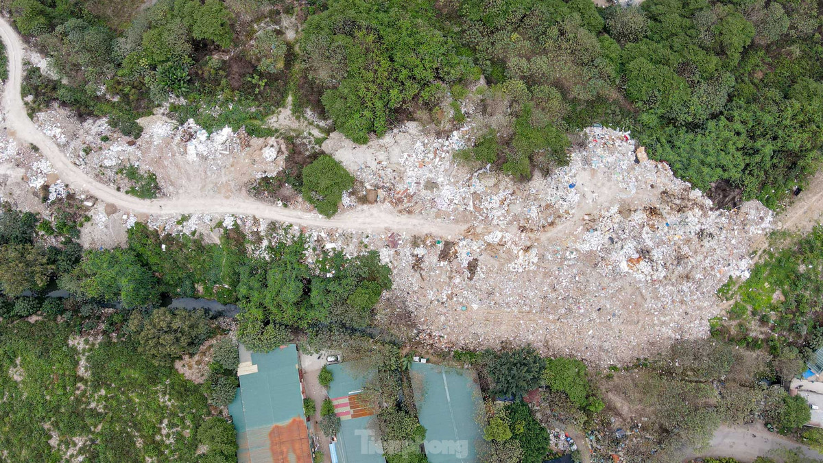 Nhuc nhoi bai rac thai do trom chat thanh 