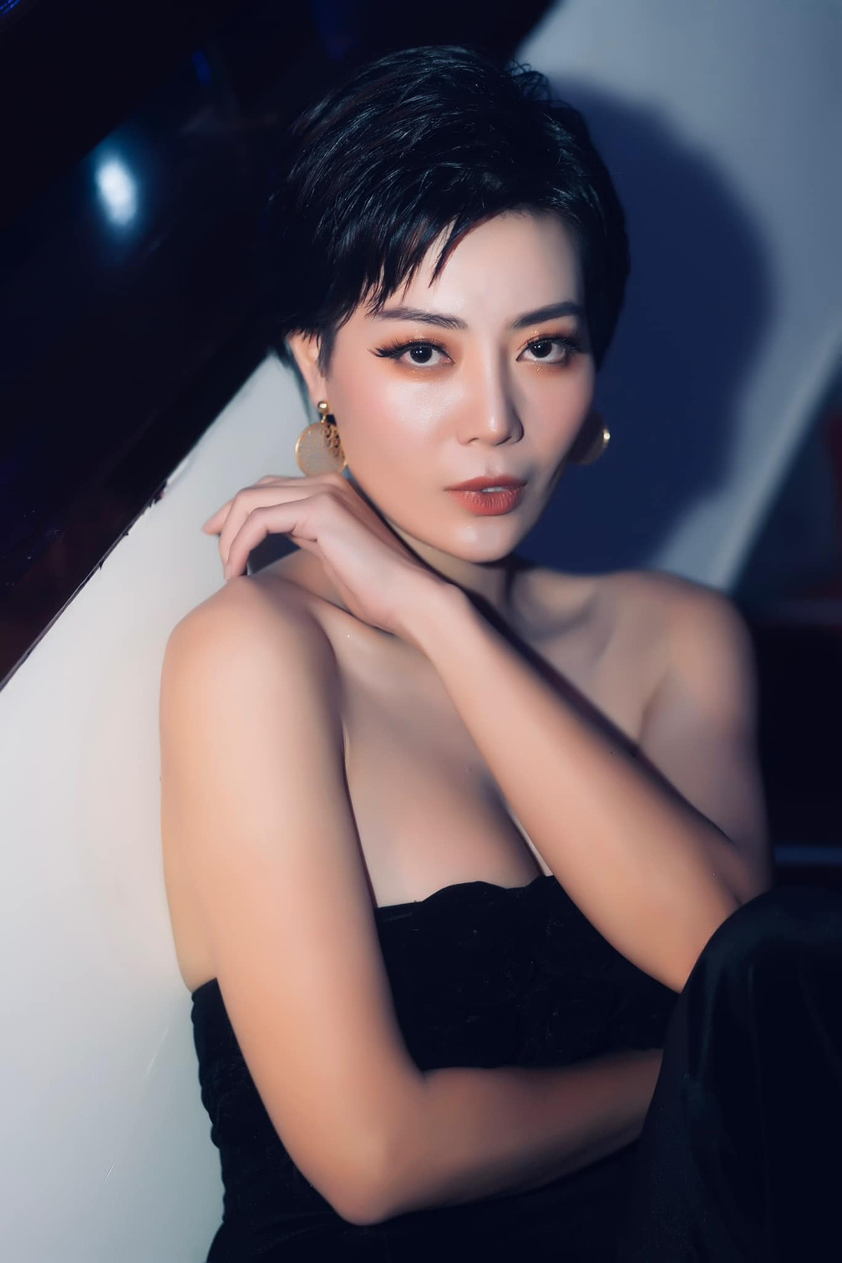 Thanh Huong thang than chia se ve tinh ban trong showbiz