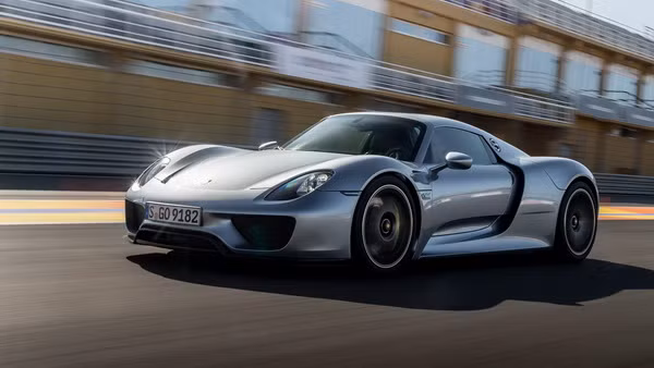 Porsche không còn chiếc 918 Spyder nào để bán nữa!