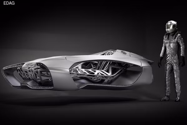 Nhà sản xuất từng có kinh nghiệm trong các dự án kỹ thuật tàu vũ trụ.