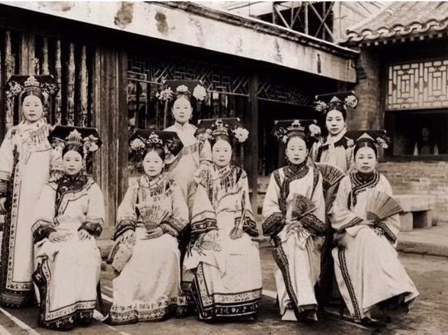 Cuoc song te nhat cua cac phi tan hau cung nha Thanh