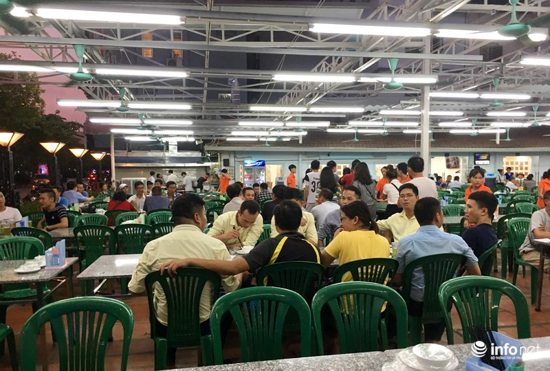 Có cồn đừng dồn chân ga, Đã uống rượu bia thì không lái xe, Nói không với rượu bia khi lái xe...- dường như vẫn chỉ là khẩu hiệu với nhiều người. Bởi thực tế với bãi xe kín đặc các quán nhậu, rất ít người dù say chịu gọi taxi để về nhà.