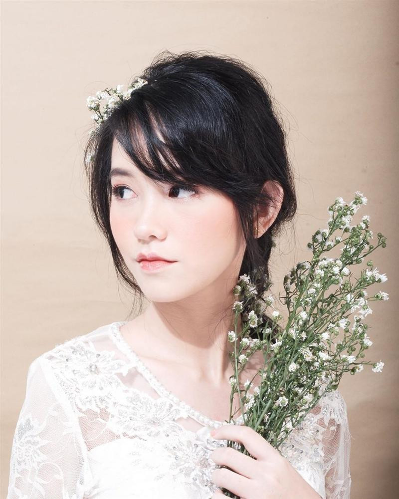 22 tuoi ngoi vi tri tham phan, gai xinh khien ai cung tram tro-Hinh-2