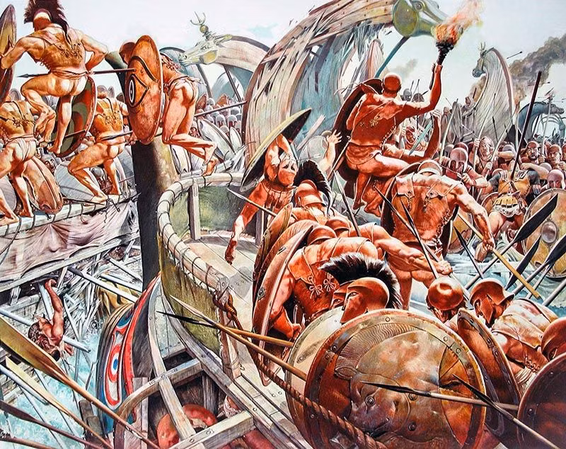 Sau đó, lính bộ binh Hy Lạp xông lên các con tàu bị thương, thả sức đâm chém vào bất cứ kẻ thù mà họ gặp. Quân Ba Tư hoảng loạn, chết như ngả rạ dưới lưỡi gươm của người Hy Lạp.