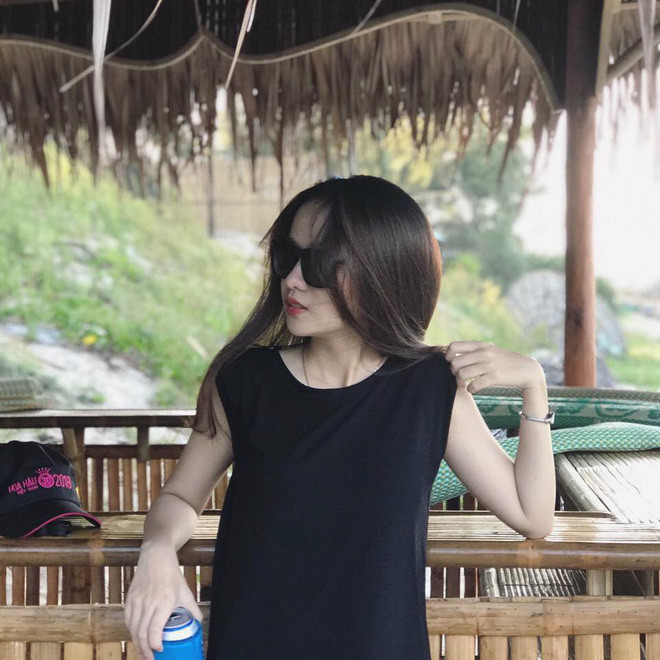 Nhan sac that cua hotgirl Da Nang gay bao mang voi clip show so dien thoai lan dau gap mat