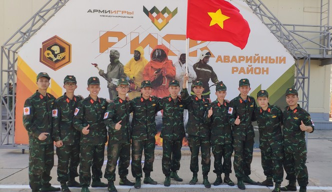 Doi tuyen Huan luyen cho nghiep vu Viet Nam hoan thanh muc tieu Army Games-Hinh-2