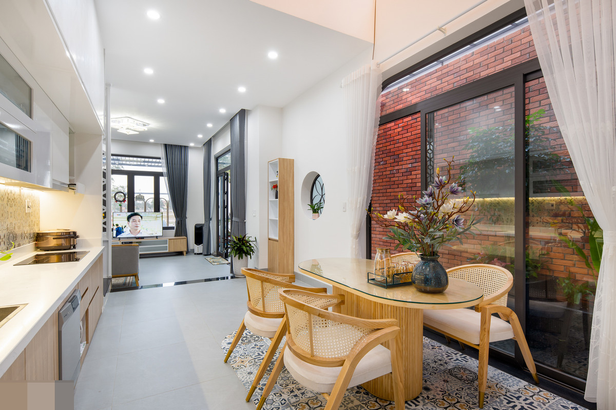 Ngôi nhà xây bằng tình yêu của cô gái Quảng Nam dành cho bố mẹ - Hình 8 Ngoi nha xay bang tinh yeu cua co gai Quang Nam danh cho bo me-Hinh-8