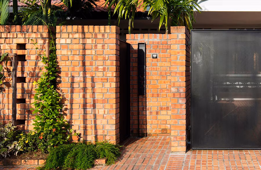 Doc dao nha vuon 1 tang 3 phong ngu cai tao tu dinh thu 50 nam tuoi-Hinh-5