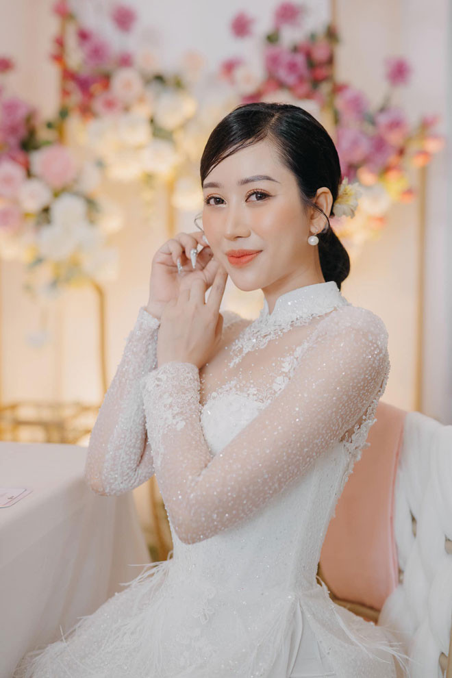 Chu re dan do: “Deo nhieu vang dung quao”, co dau 