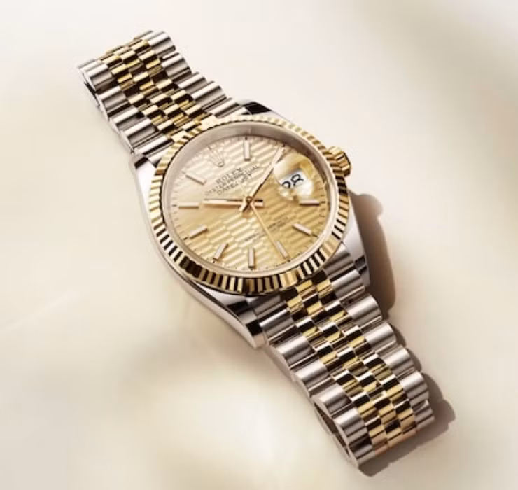 Chính vì vậy, những thương hiệu nổi tiếng thế giới như Rolex hay Patek Philippe sẽ luôn là lựa chọn lý tưởng của giới nhà giàu.