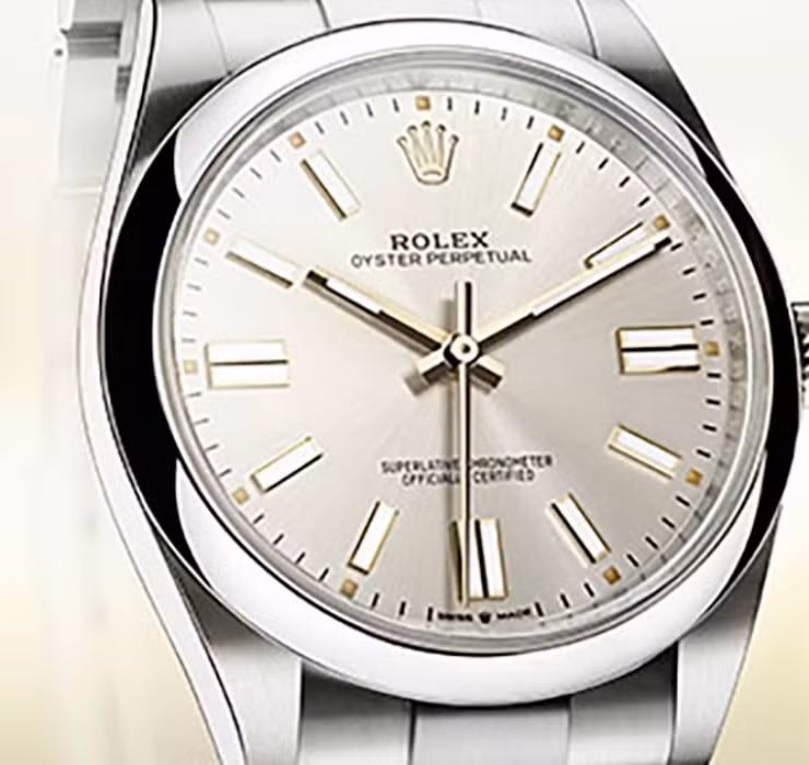 Đặc biệt, trung bình Rolex tăng giá sản phẩm từ 3 - 6%/năm đối với các mẫu đồng hồ làm bằng chất liệu thép Oyster Steel.