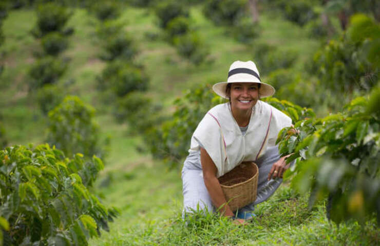 Quoc gia co gio lam viec dai nhat the gioi, moi ngay lam hon 10 tieng-Hinh-22