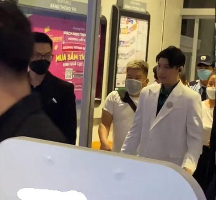 Noo Phuoc Thinh phat tuong hau COVID-19, netizen 'lu lan'