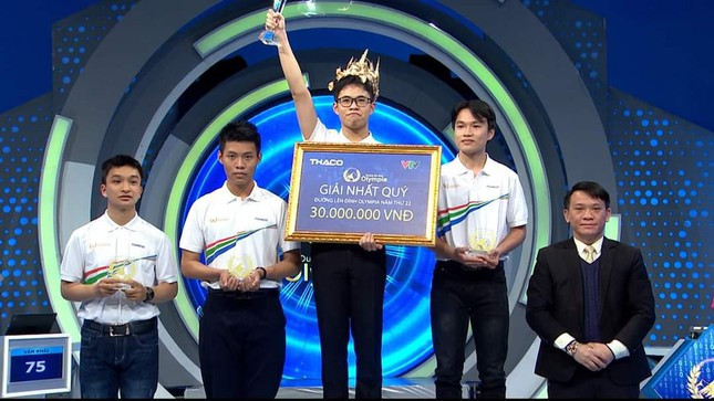 Nam sinh vao chung ket nam Olympia vua vo dich cuoc thi 'Tu hao Viet Nam'