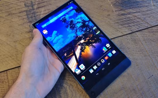  Dell Venue 8 7000 - mẫu tablet đáng gờm về tính năng chụp ảnh. Dell Venue 8 7000 là một mẫu máy tính bảng nhỏ, khá đẹp, được tích hợp một camera 3D độc đáo mà bạn không thể tìm thấy ở bất kỳ loại máy tính bảng nào khác. 