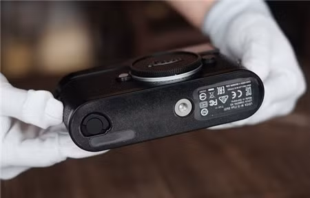 Leica M-D được sản xuất tại Đức.