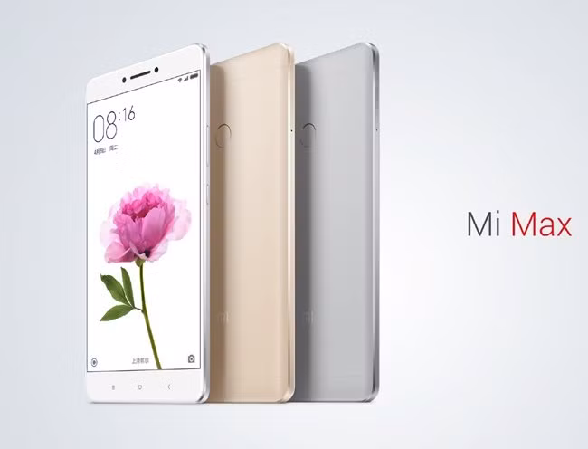 Máy sở hữu lớp vỏ làm bằng kim loại.