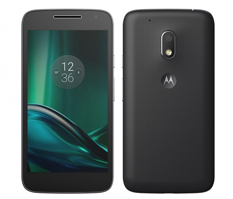 Moto G4, G4 Plus và G4 Play sẽ được lên kệ trước tại các thị trường mới nổi là Brazil và Ấn Độ. Sau đó, đến giữa tháng 7, Motorola sẽ mang bộ ba sản phẩm tới thị trường châu Âu và Mỹ. Về mức giá, dự kiến, Moto G4 và G4 Plus sẽ được bán với giá lần lượt khoảng 244 USD và 288 USD cho phiên bản thấp nhất. Trong khi đó, giá bán của Moto G4 Play vẫn chưa được tiết lộ.