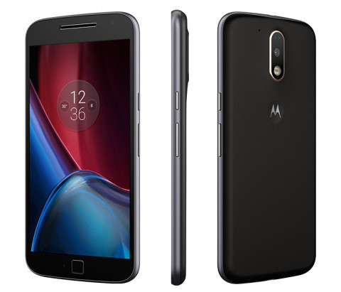 Moto G4 Play sở hữu cấu hình thấp nhất trong bộ 3 sản phẩm ra mắt lần này của Motorola. Máy được trang bị màn hình 5 inch, độ phân giải HD (1280 x 720 pixel), chip xử lý lõi tứ Snapdragon 410, RAM 2GB, bộ nhớ trong 16GB. Camera trước của thiết bị có độ phân giải 5MP, camera sau 8MP và pin có dung lượng 2.800 mAh. Nhìn chung, Moto G4 Play gần như tương đương với thiết bị tiền nhiệm năm ngoái. Tuy nhiên, đây sẽ là sản phẩm chủ lực tấn công phân khúc thị trường smartphone tầm thấp của Motorola.