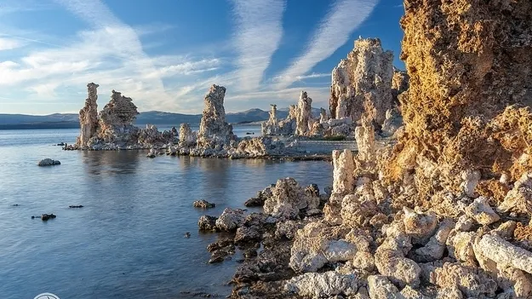 Điều thú vị là những tháp đá vôi ở đây được cho là khá giống với những thứ tìm thấy trên sao Hỏa, và thậm chí chúng cũng có cùng một số thành phần cấu tạo. 