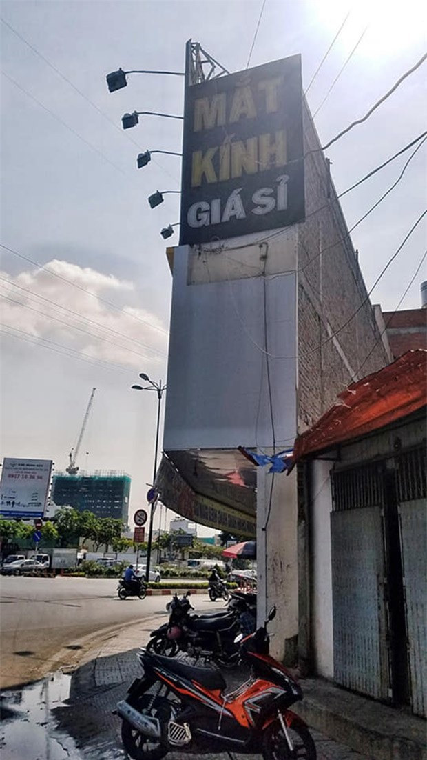 Khi giải phóng mặt bằng và bạn vẫn còn dư một chút đất.