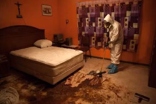 Tiết lộ gây sốc về công việc dọn dẹp hiện trường án mạng Tiet lo gay soc ve cong viec don dep hien truong an mang