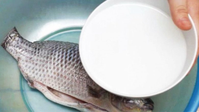 Rã đông cá nhanh cần cho gia vị dễ kiếm này - Hình 2 Ra dong ca nhanh can cho gia vi de kiem nay-Hinh-2