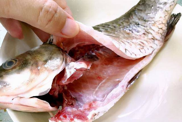 Rã đông cá nhanh cần cho gia vị dễ kiếm này Ra dong ca nhanh can cho gia vi de kiem nay