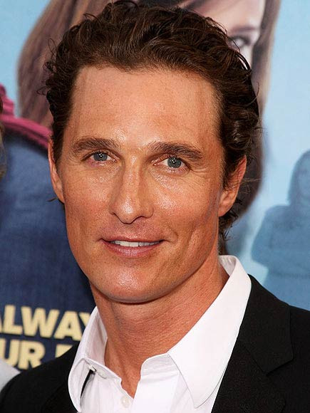 Vầng trán vuông: Người có vầng trán vuông là người có quý tướng. Bạn thường có trình độ học vấn cao so với các thành viên trong gia đình.