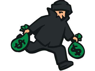 Mơ bị trộm tiền: Có thể giải thích giấc mơ này theo hai hướng: nếu mơ bị trộm tiền trên người, có nghĩa “của đi thay người”; nếu mơ bị trộm tiền trong nhà có thể là dấu hiệu cho thấy gia đình bạn không được bình yên, êm ấm.