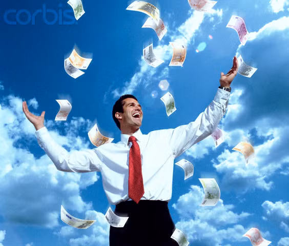 Mơ nhặt được tiền: Giấc mơ nhặt được tiền bằng kim loại là điềm báo về tài vận tốt lành. Nhưng đa phần mọi người thường mơ thấy nhặt được tiền giấy. Đó lại là giấc mơ cho thấy tài vận của bạn gần đây đang lụi bại dần. Cách hóa giải: Nên đeo những vật phẩm có tác dụng trừ tà, tiêu nạn.