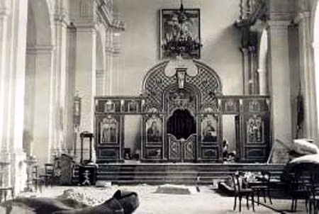 Gian giữa của giáo đường, nơi diễn ra cuộc giao tranh giữa những tên lính SS và lực lượng biệt kích.