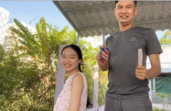 Tiet Cuong cho vo tre len song voi man tro tai cat toc-Hinh-11