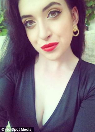 Leanne cho hay: “Tôi rất hạnh phúc vì mình đã có thể mỉm cười tự tin trở lại, và cô gái mang biệt danh “hàm cá mập” đã biến mất”.